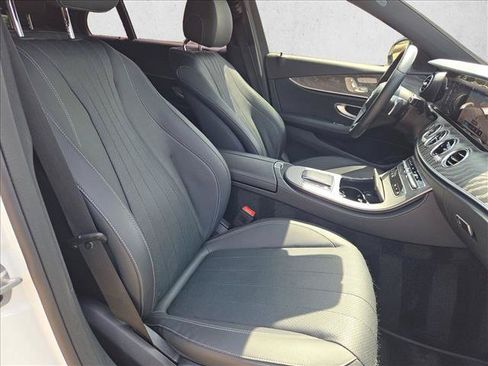 Used 2021 Mercedes-Benz E 350 Sedan image 19