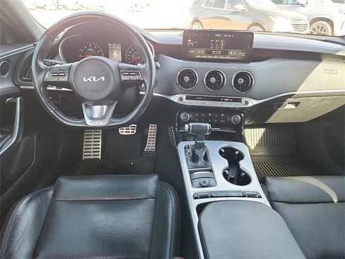 Used 2022 Kia Stinger GT1 image 10