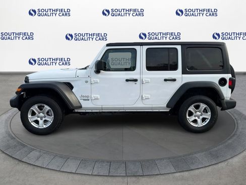 Used 2020 Jeep Wrangler Unlimited Sport S AWD/4WD image 3