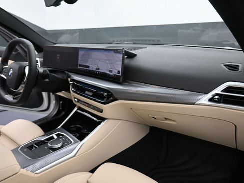 New 2025 BMW 330i xDrive Sedan w/ Convenience Package AWD/4WD image 20