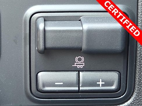 Used 2025 Chevrolet Suburban RST w/ RST Capability Package image 21