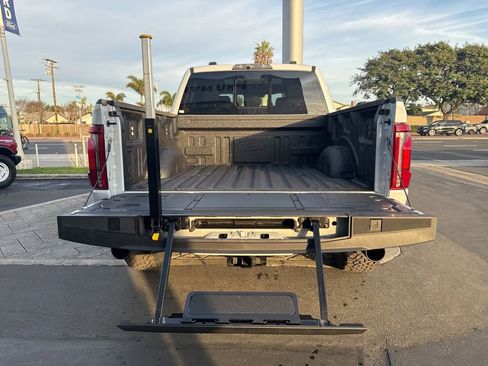 Used 2025 Ford F150 Raptor AWD/4WD image 8