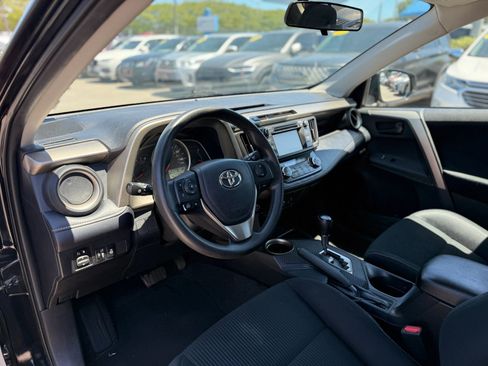 Used 2013 Toyota RAV4 XLE FWD image 15