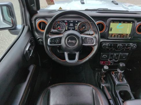 Used 2023 Jeep Gladiator Mojave w/ Cold Weather Group AWD/4WD image 16