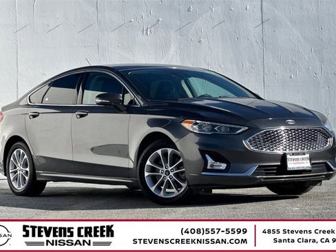 Used 2020 Ford Fusion Energi Titanium image 1