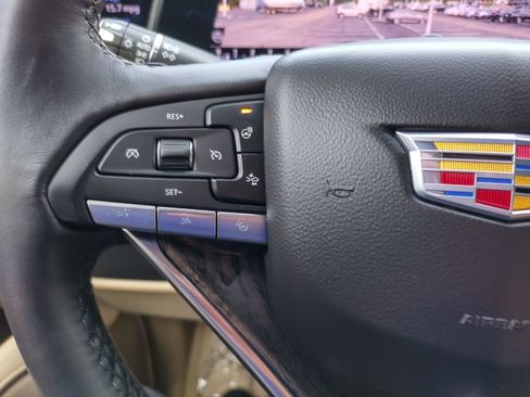 Certified 2024 Cadillac Escalade ESV Premium Luxury image 20