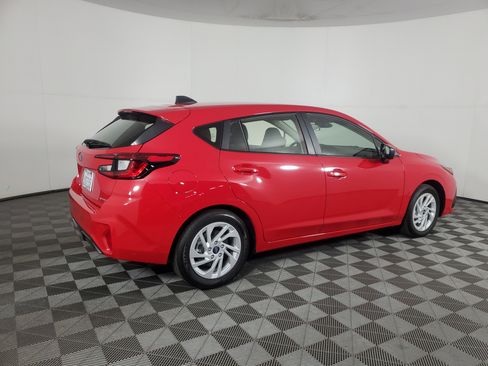 Used 2025 Subaru Impreza 2.0i AWD/4WD image 4