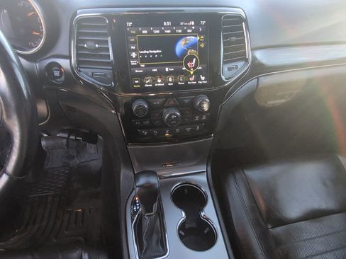Used 2020 Jeep Grand Cherokee Limited X image 22