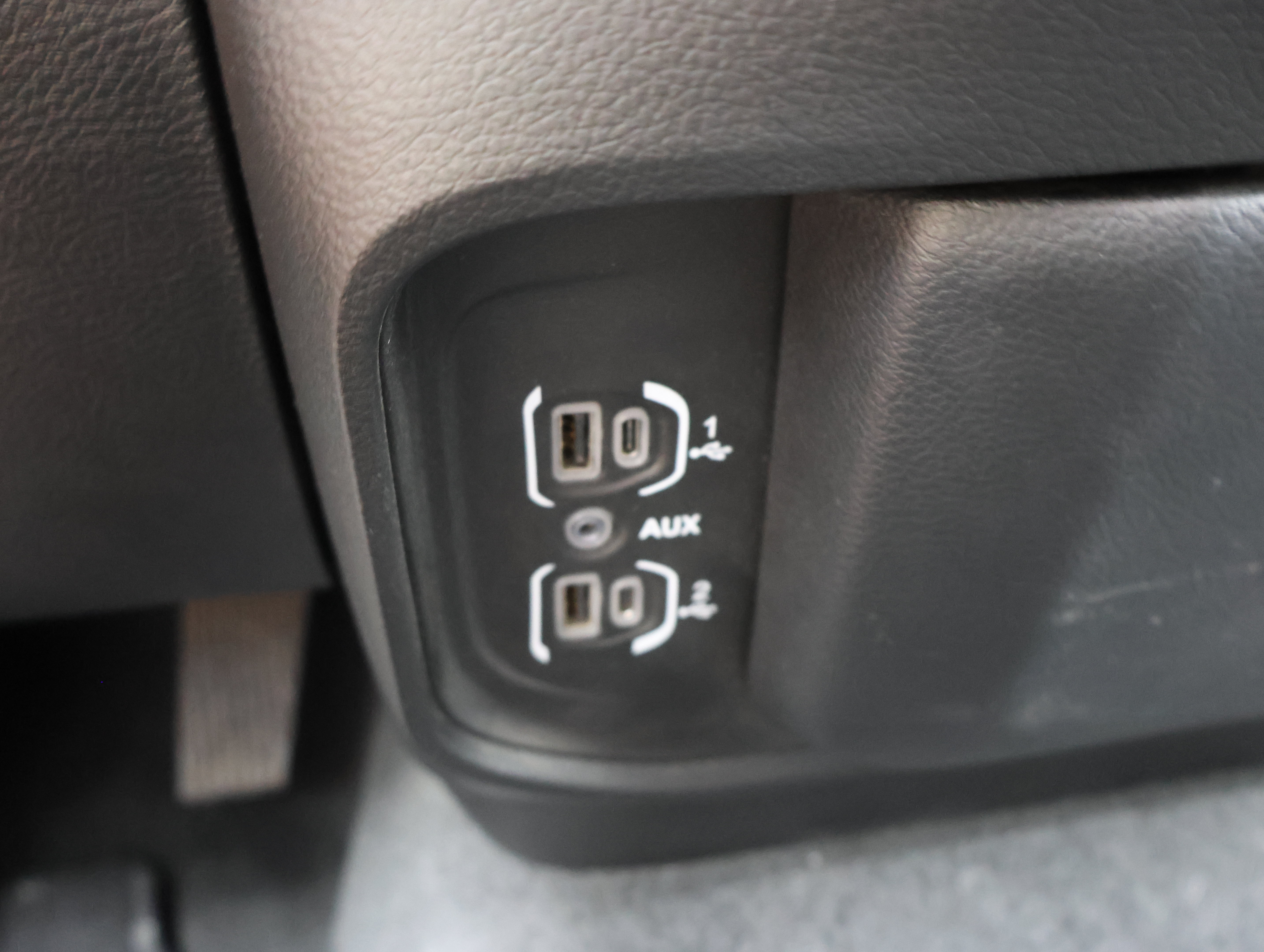 Used 2022 RAM 1500 Big Horn AWD/4WD image 43