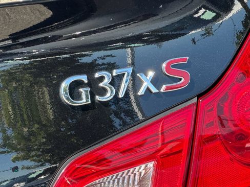 Used 2012 INFINITI G37 x w/ Premium Pkg image 24