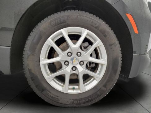 Used 2023 Chevrolet Equinox LT image 4