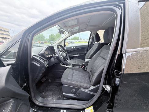 Used 2018 Ford EcoSport SE w/ SE Convenience Package FWD image 9