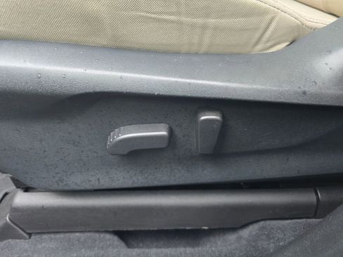 Used 2022 Subaru Ascent Premium w/ Convenience Package image 20