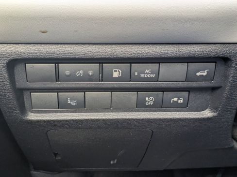 Used 2024 Mitsubishi Outlander SEL image 28