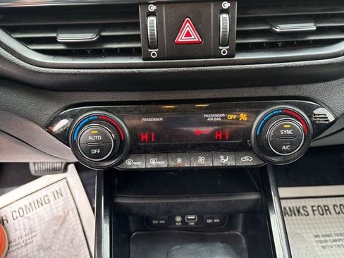 Used 2019 Kia Forte S image 26