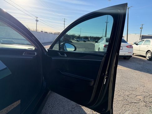 Used 2022 Kia K5 LX image 25