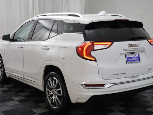 Certified 2022 GMC Terrain Denali w/ LPO, Floor Liner Package image 17