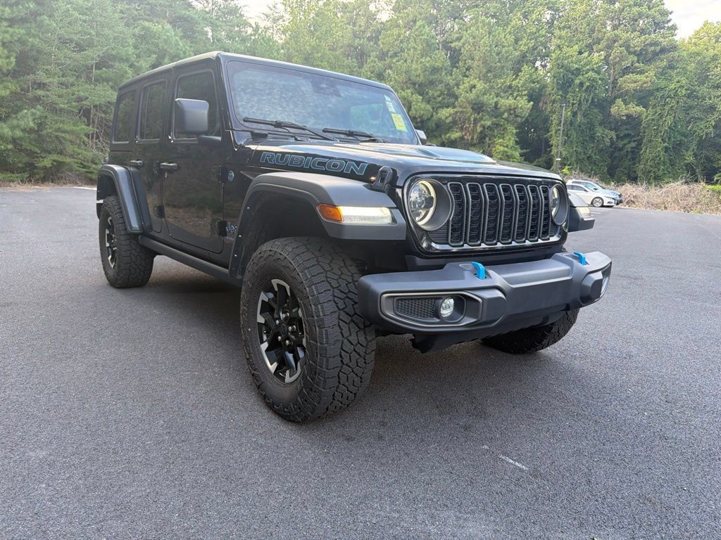 Used 2024 Jeep Wrangler Unlimited Rubicon 4xe AWD/4WD image 4