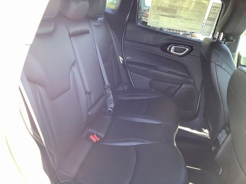 New 2026 Jeep Compass Limited image 33
