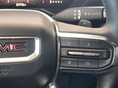 Certified 2025 GMC Acadia Elevation image 22