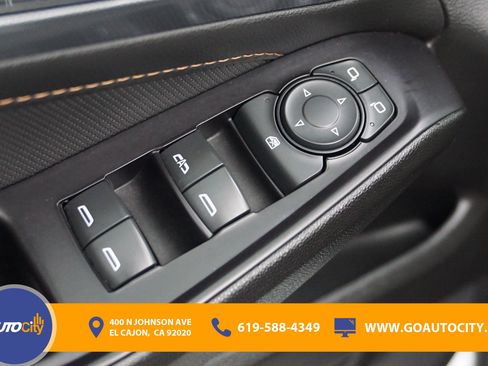 Used 2020 Chevrolet Traverse Premier w/ Redline Edition FWD image 21