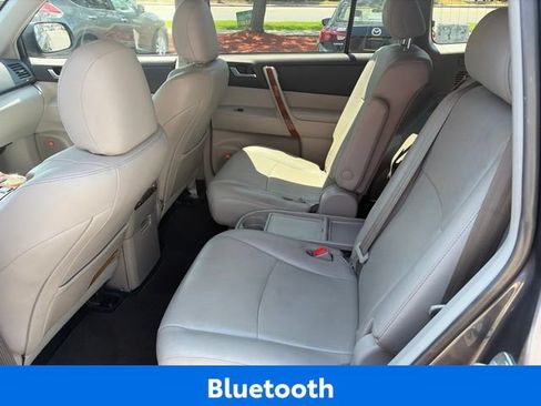 Used 2013 Toyota Highlander Limited AWD/4WD image 10
