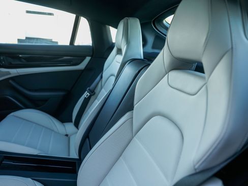 New 2026 Porsche Panamera 4 image 28