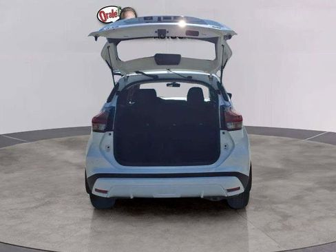 Certified 2024 Nissan Kicks SV FWD image 10