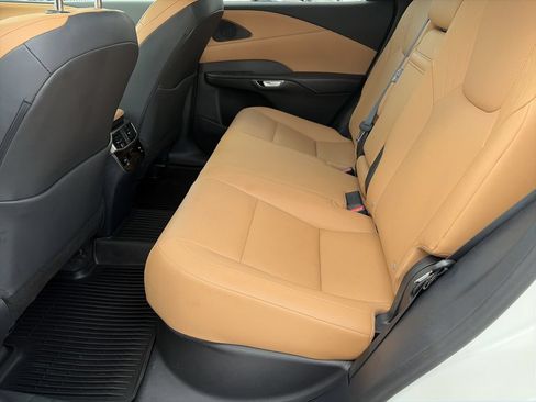 Used 2023 Lexus RX 350 Premium w/ Accessory Package AWD/4WD image 19