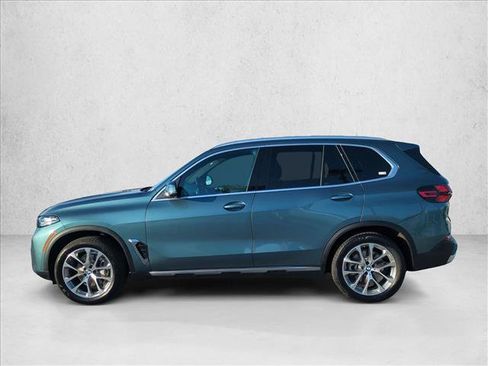 Used 2026 BMW X5 xDrive40i AWD/4WD image 9