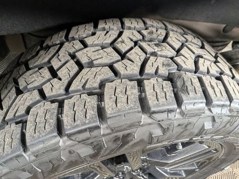 Used 2019 Chevrolet Silverado 1500 RST image 14