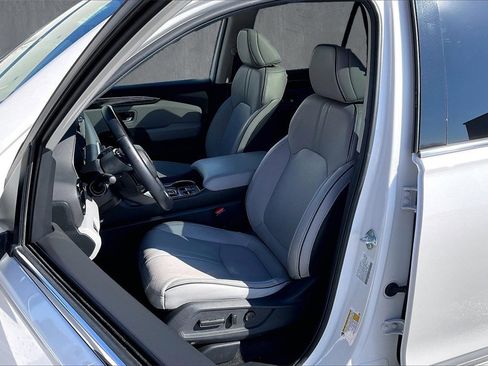 Used 2024 Honda Pilot Elite image 21