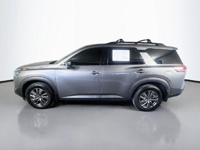 Used 2023 Nissan Pathfinder SV FWD image 5