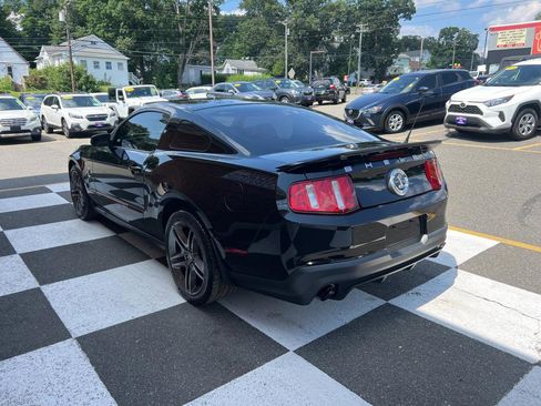 Used 2010 Ford Mustang Shelby GT500 image 5