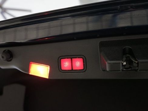 Used 2015 Mercedes-Benz SL 550 SL 550 image 61