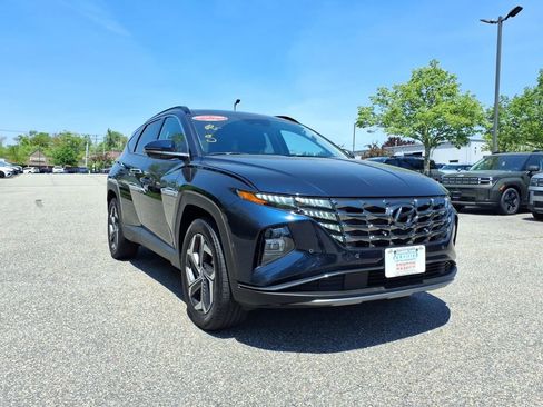 Certified 2023 Hyundai Tucson Limited w/ Cargo Package AWD/4WD image 3