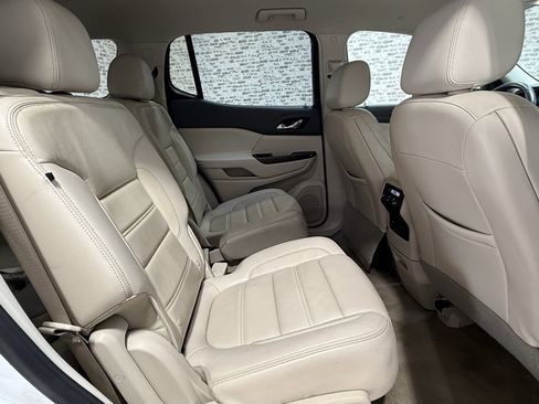 Used 2020 GMC Acadia Denali image 12