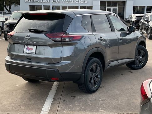 New 2026 Nissan Rogue SV image 5