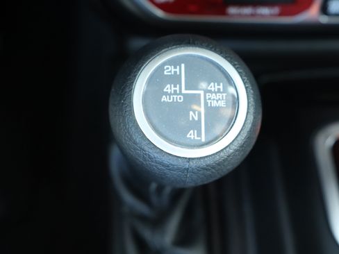 Used 2025 Jeep Wrangler Unlimited Rubicon 4xe w/ Safety Group AWD/4WD image 25