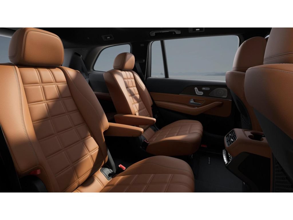 New 2027 Mercedes-Benz GLS 450 4MATIC image 5