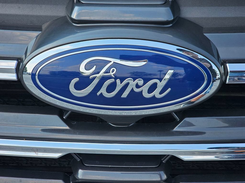 Used 2025 Ford Explorer Active w/ Active Comfort Package AWD/4WD image 10