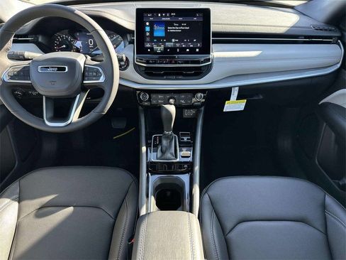 New 2026 Jeep Compass Limited image 9