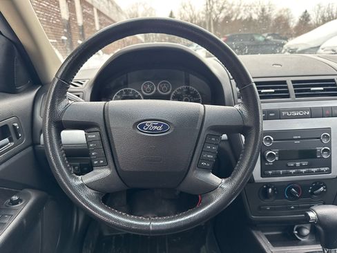 Used 2009 Ford Fusion SE image 10