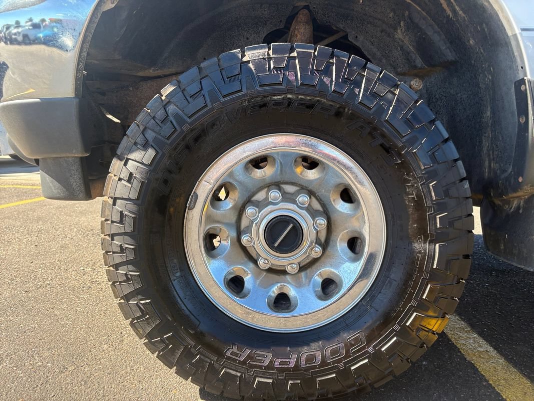 Used 2003 Ford F350 XLT AWD/4WD image 9