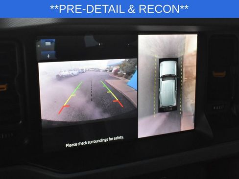 Used 2023 Ford Bronco Badlands image 12