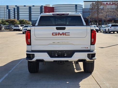 Used 2020 GMC Sierra 1500 AT4 w/ AT4 Premium Package image 6