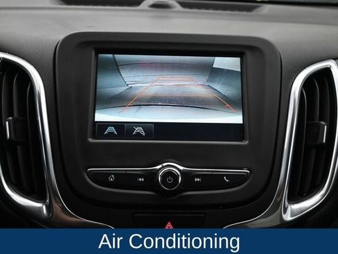Used 2018 Chevrolet Equinox LT FWD image 15