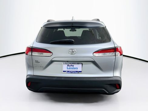Used 2022 Toyota Corolla Cross LE AWD/4WD image 6