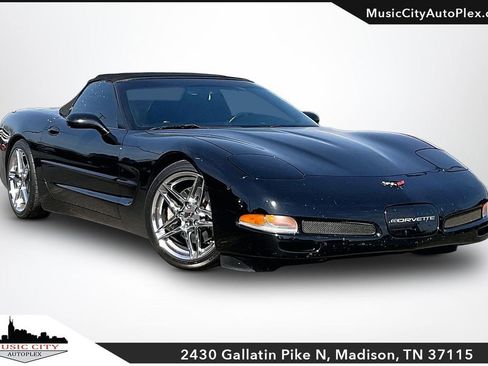Used 2000 Chevrolet Corvette Convertible w/ Memory Pkg image 1