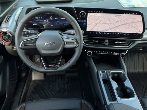 New 2026 Chevrolet Equinox EV RS image 10